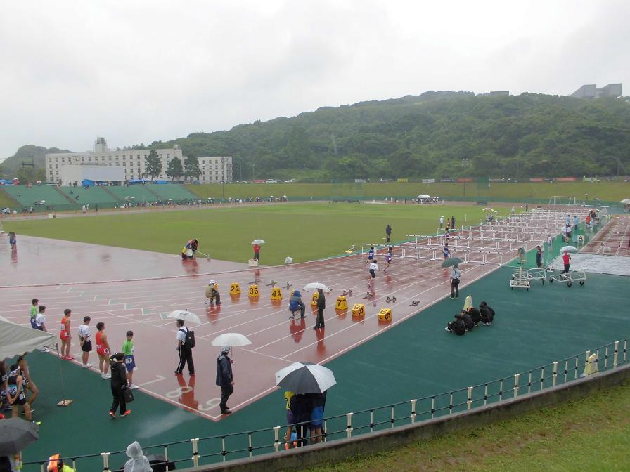 孫が北九州市中学校陸上競技大会各区大会で走る ２ 堀口の日記