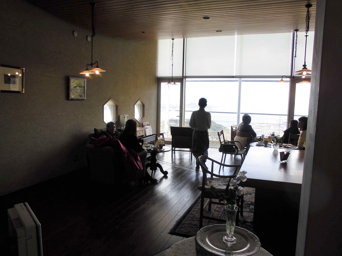 カフェ ピース堂B.jpg