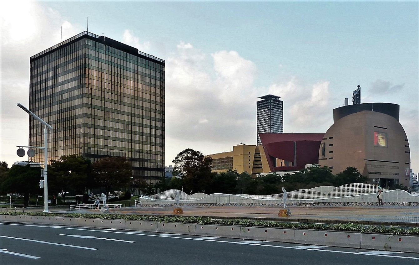 北九州市庁舎.jpg