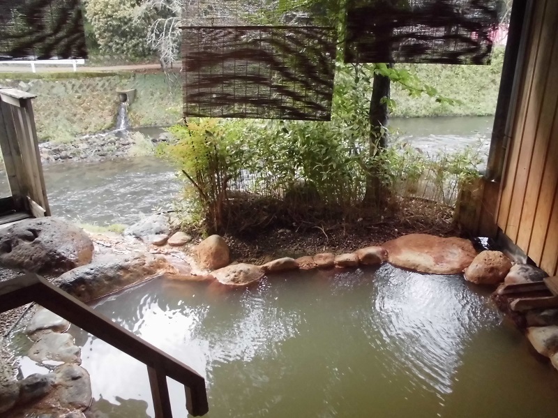 大丸旅館テイの湯01.jpg