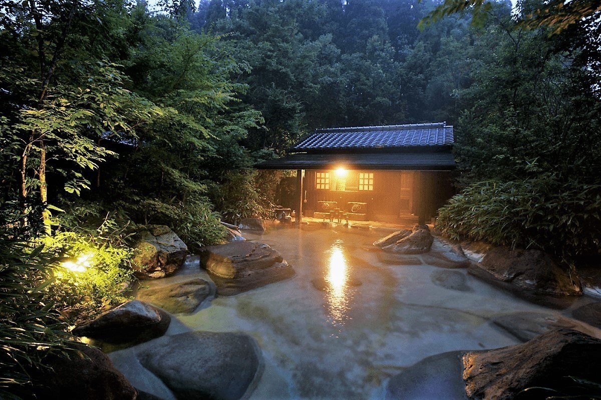 岳の湯地獄谷温泉.jpg