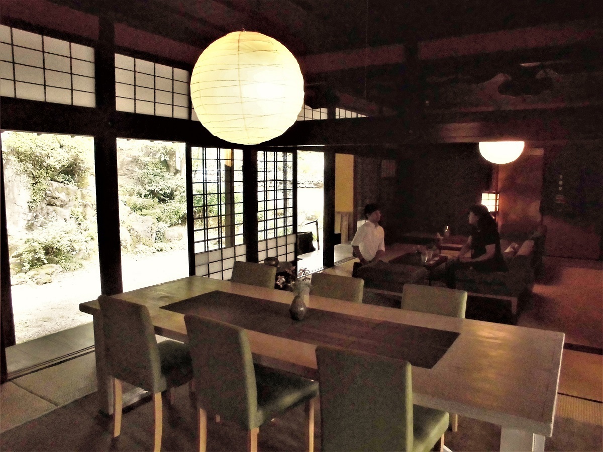 御客屋敷 月鐘楼C.jpg