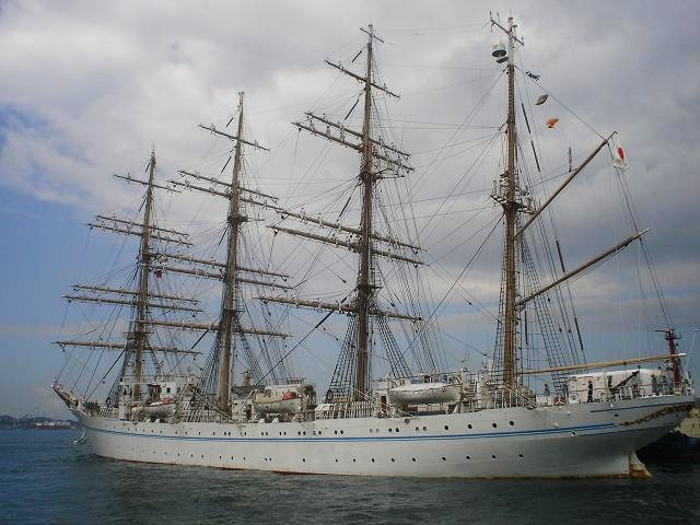 海王丸.jpg