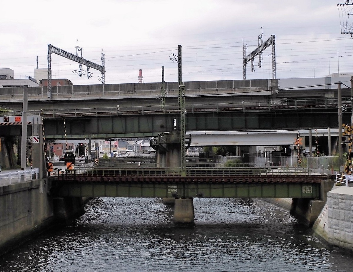 砂津川鉄橋2.jpg