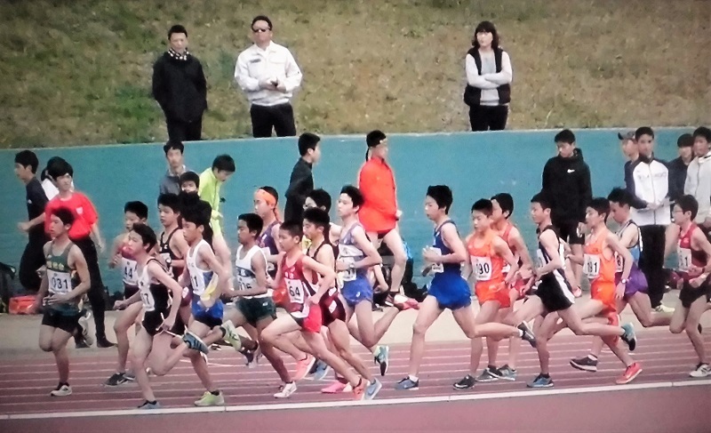 西日本記録会3000m.jpg