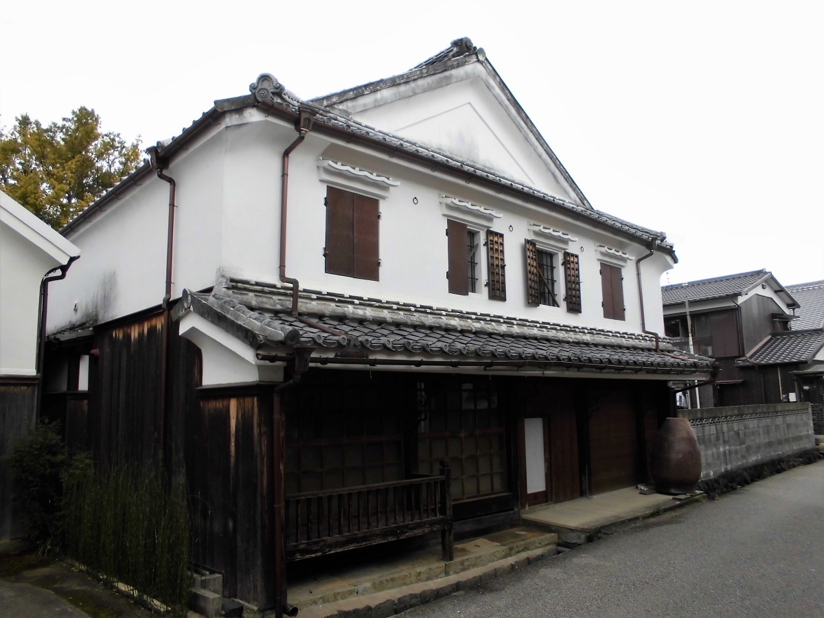 酒蔵通り.jpg