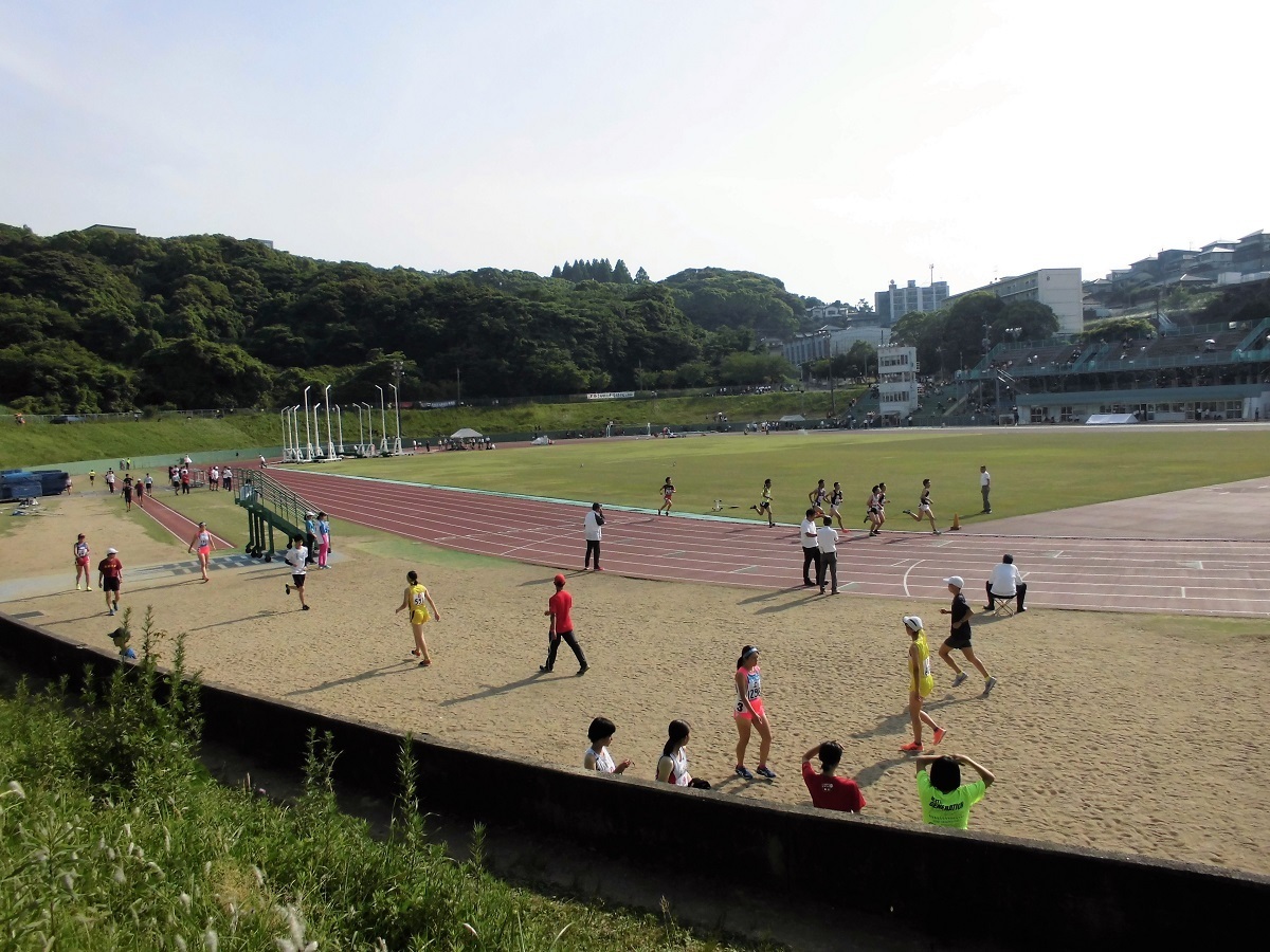 鞘ヶ谷陸上競技場201906.jpg