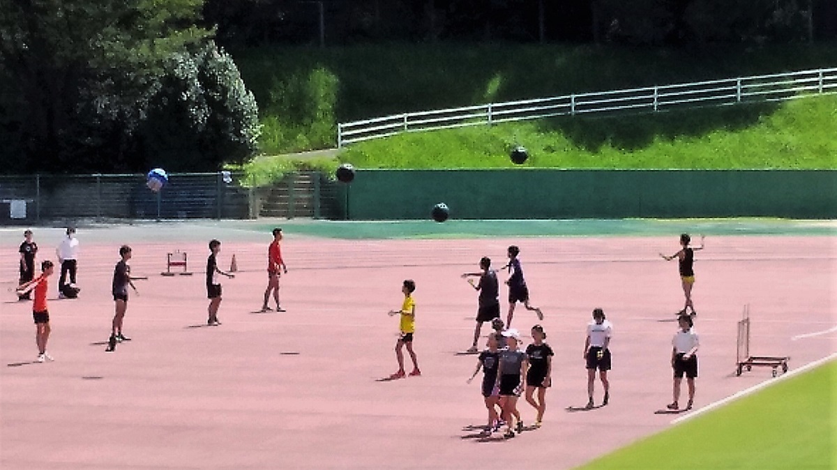 鞘ヶ谷陸上競技場2020- 0809.jpg