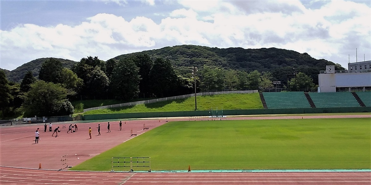 鞘ヶ谷陸上競技場2020 0809A.jpg