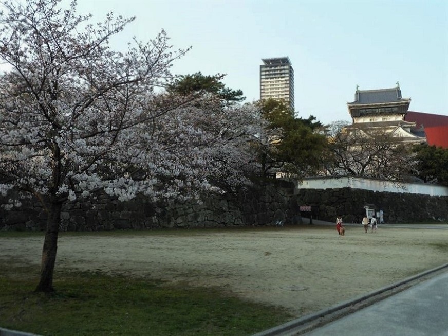 kokura castle2.jpg