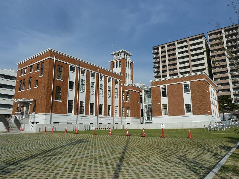 tobata library3.jpg